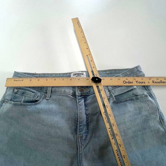 Denizen Levis Jeans Womens 8 Mid Rise Boyfriend Distressed Denim Pants - Picture 3 of 8